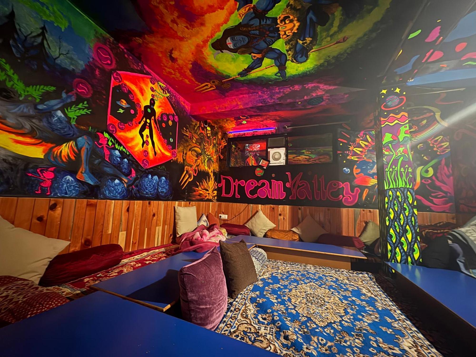 Hotel Pablo Escobar Касоль Экстерьер фото